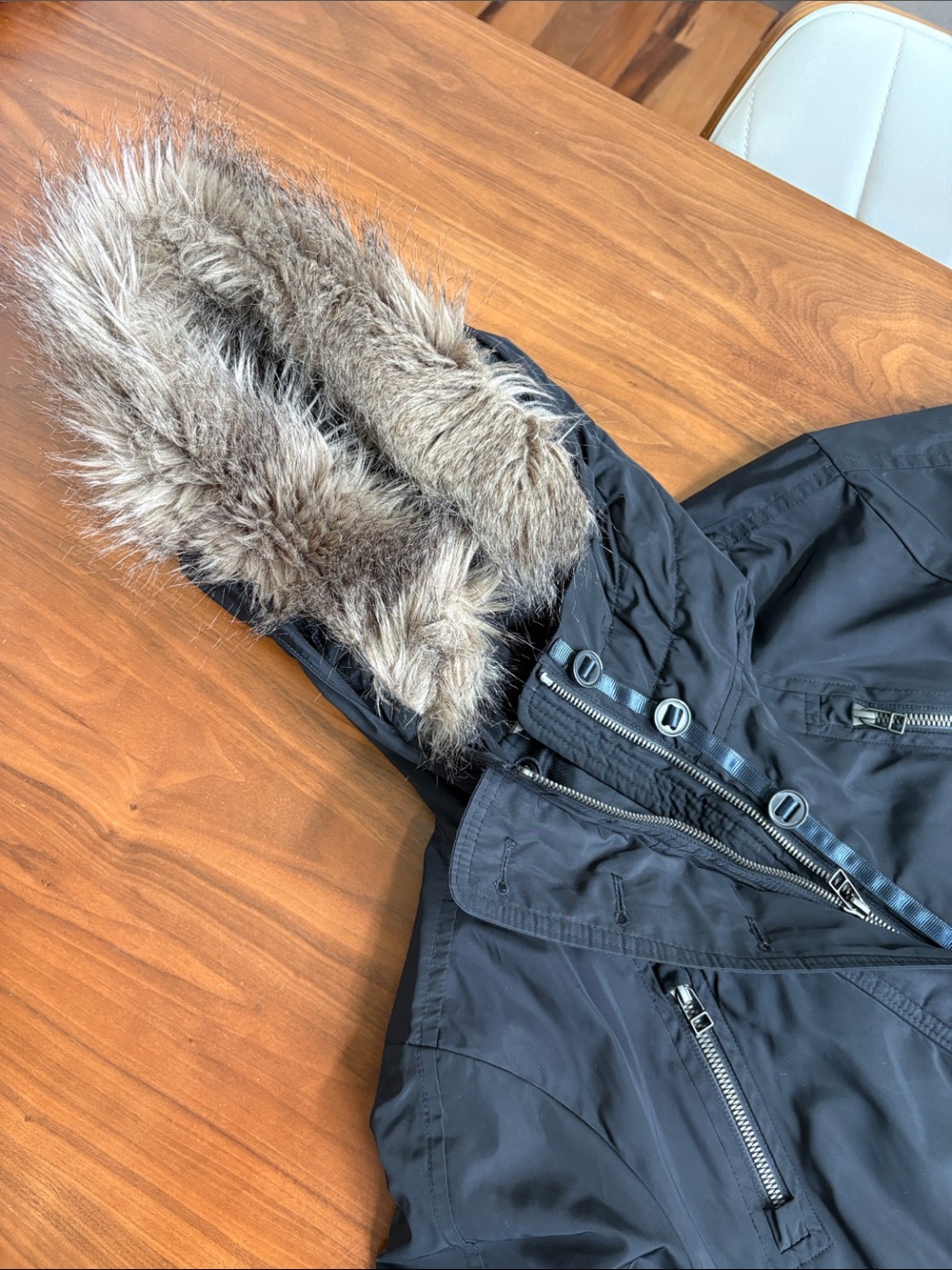 Athleta Primaloft Peak Parka Black Faux Fur Trim Hooded Coat Jacket Size Small - Picture 7 of 9
